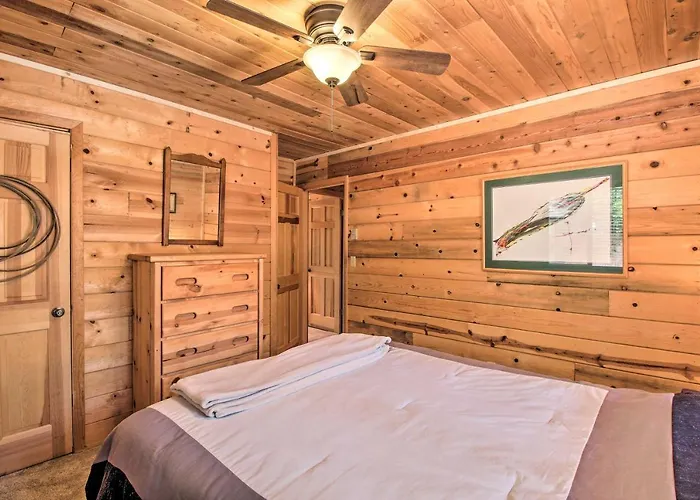 Vakantiehuis W/ Deck: Hike, & Golf